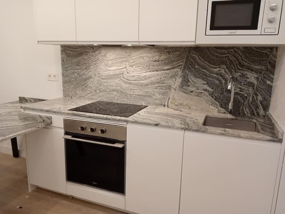 Ferienwohnung Refugio 2Br Y 2Ba Azca/Bernabeu Madrid Exterior foto